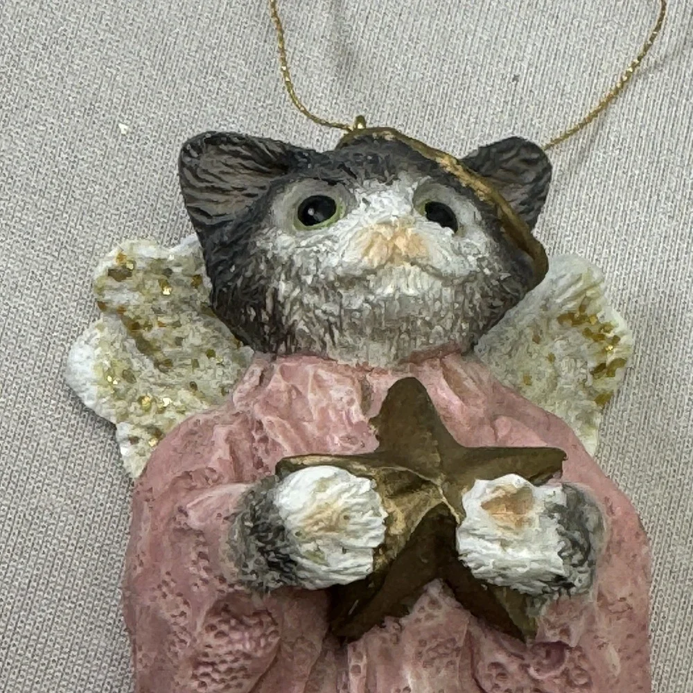Gray‎ & White Angel Cat With Pink Gown With Star
